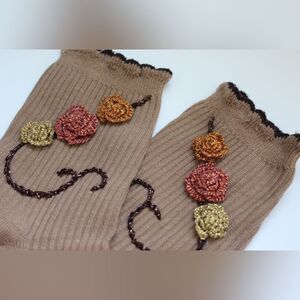New flowers embroidery socks , high quality brown cotton socks